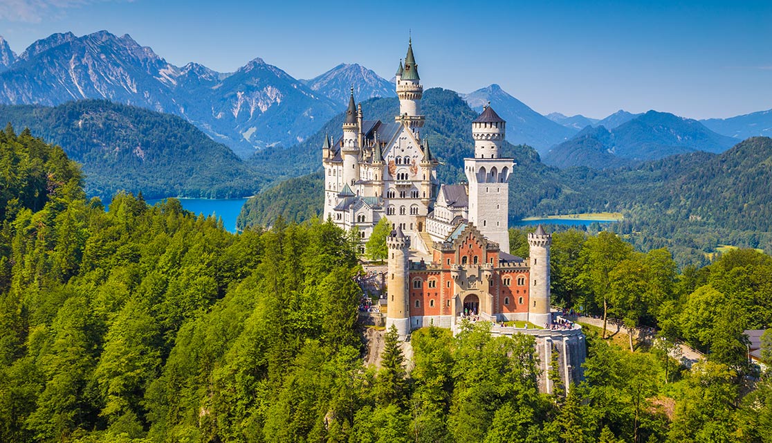 Schengen Visa Travel Insurance: Traveling to the Schengen Area